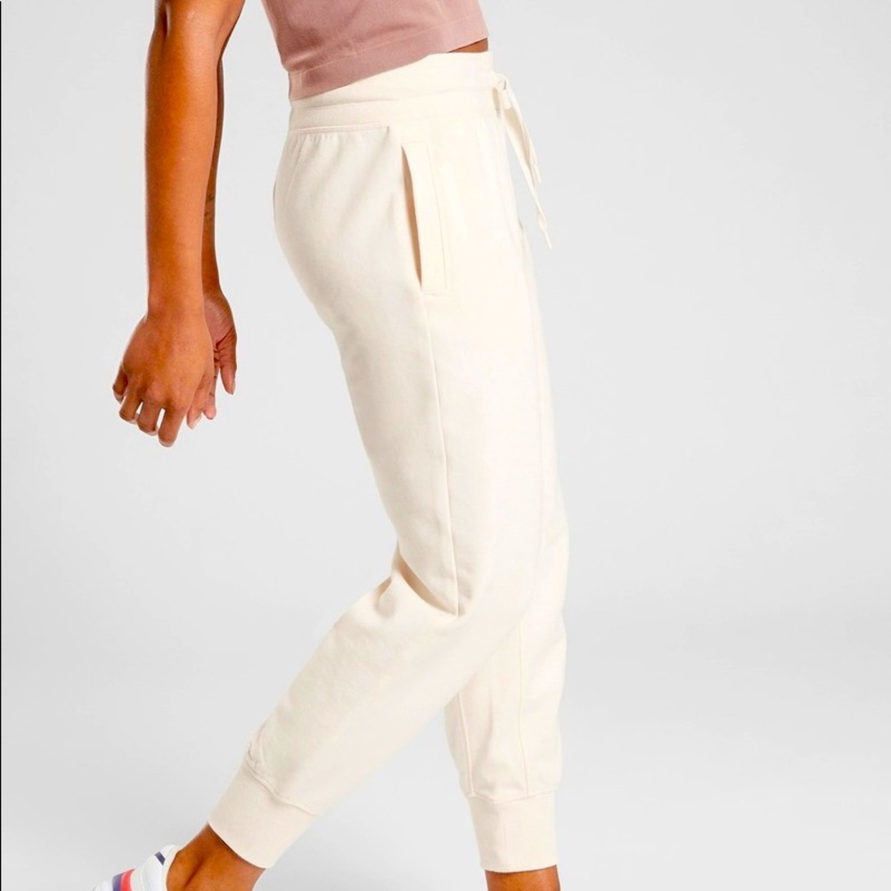 NWT Athleta Moonrise Jogger size XS